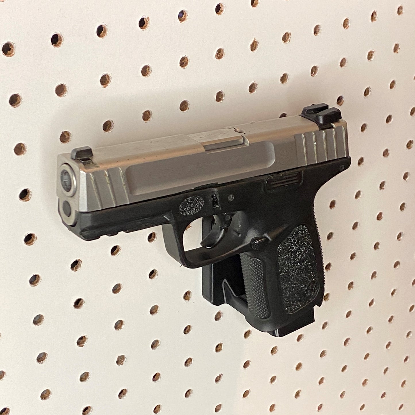 SD9 VE Pegboard Mount